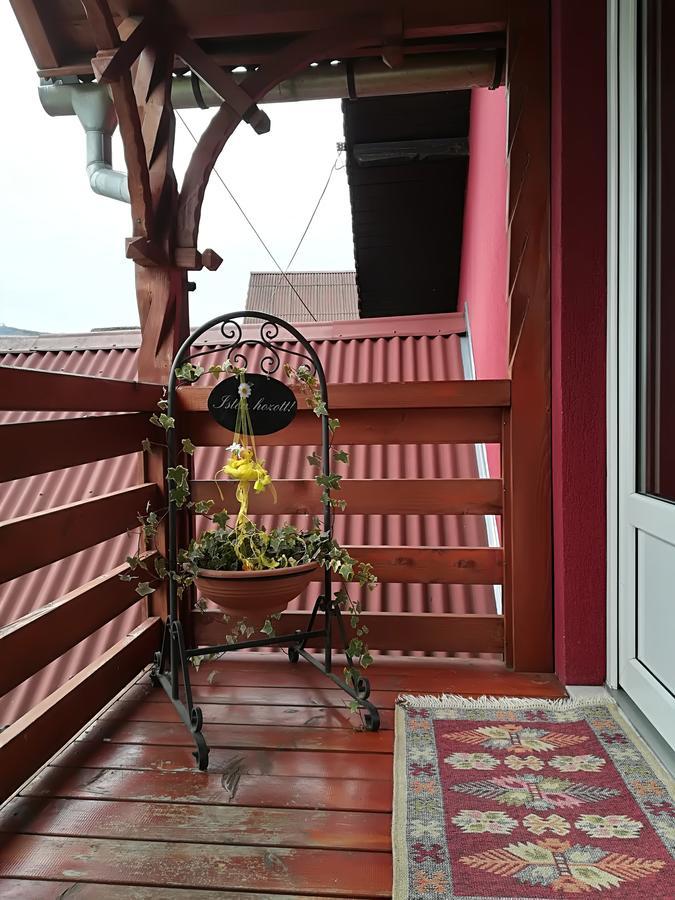 Narcisz B&B Corund  Exterior photo